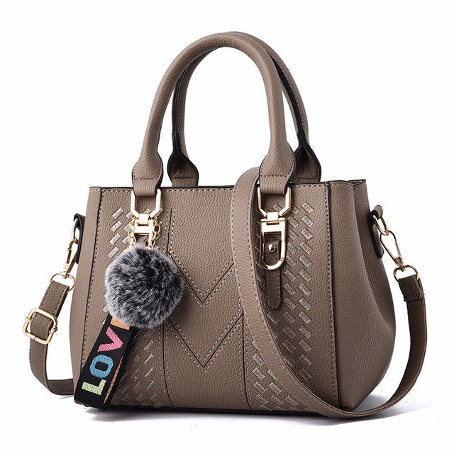 Sac à Main “Bella Tota” – Chic Urbain et Pratique