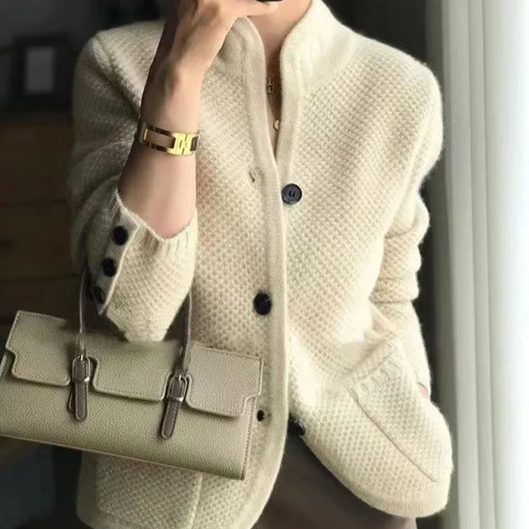 Cardigan Nuvéa – Élégance Minimaliste et Confort Haut de Gamme
