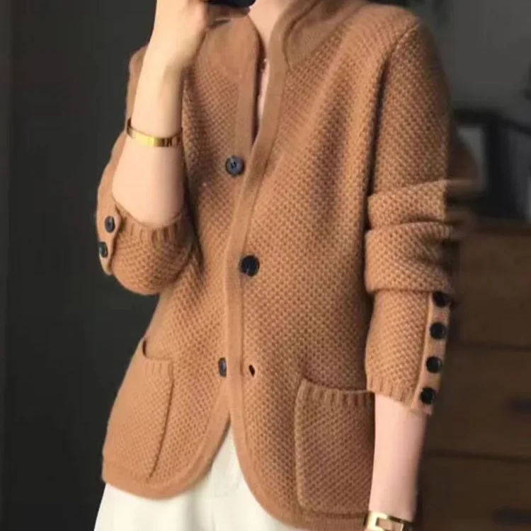 Cardigan Nuvéa – Élégance Minimaliste et Confort Haut de Gamme