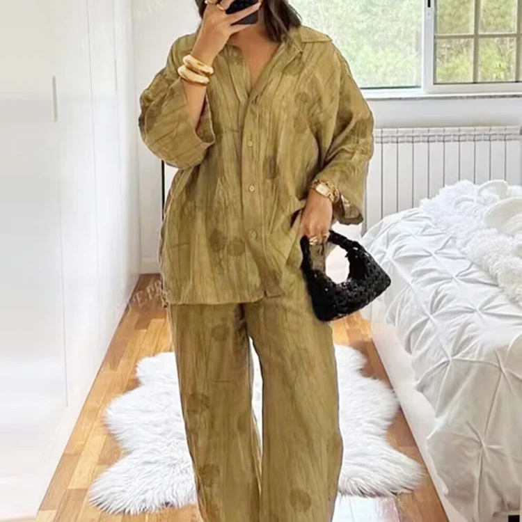 Ensemble Oversize en Jacquard Vert Olive – Élégance Texturée