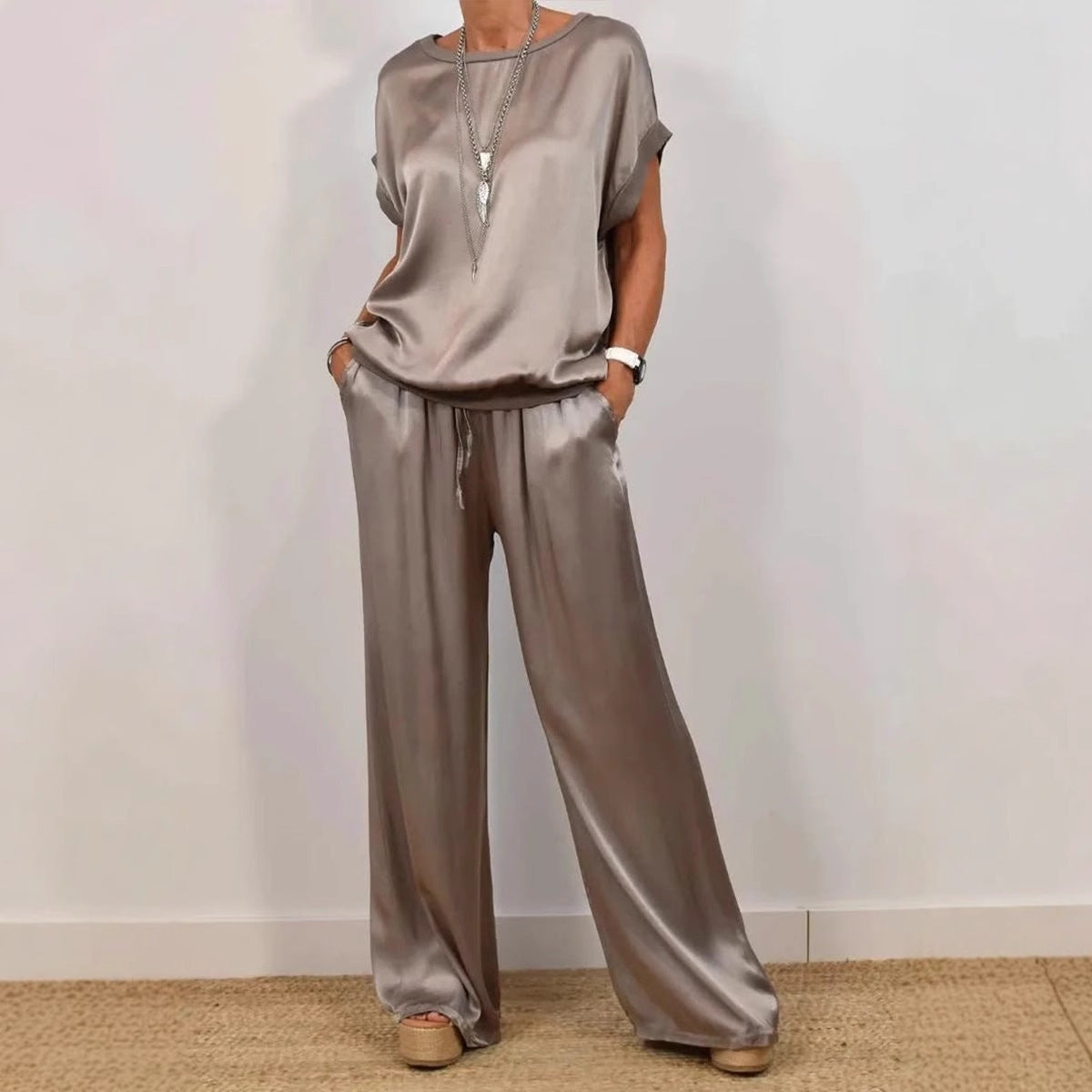 Ensemble Satiné Femme Chic