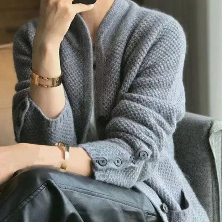 Cardigan Nuvéa – Élégance Minimaliste et Confort Haut de Gamme