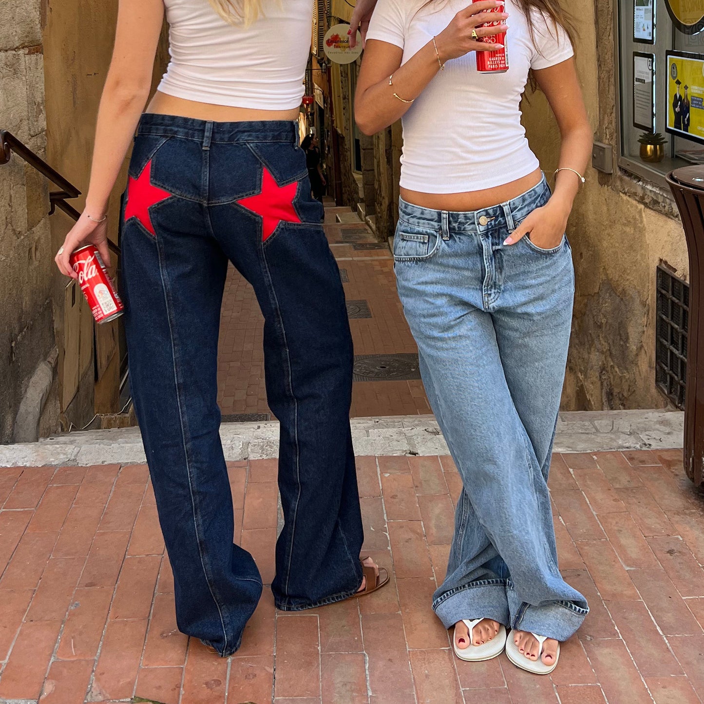 Pantalon Ample à Étoiles Contrastantes – Style Décontracté et Tendance