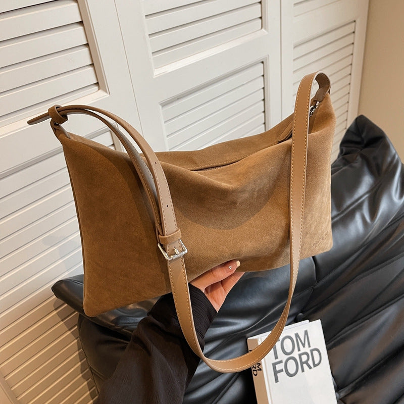 Sac Hobo Suavina – Souplesse et Élégance au Quotidien