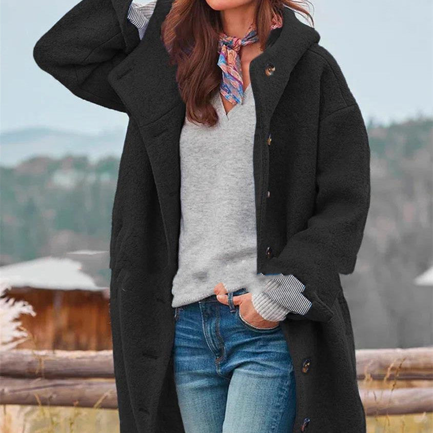 Le Manteau Signature Soléa – Élégance et confort réunis