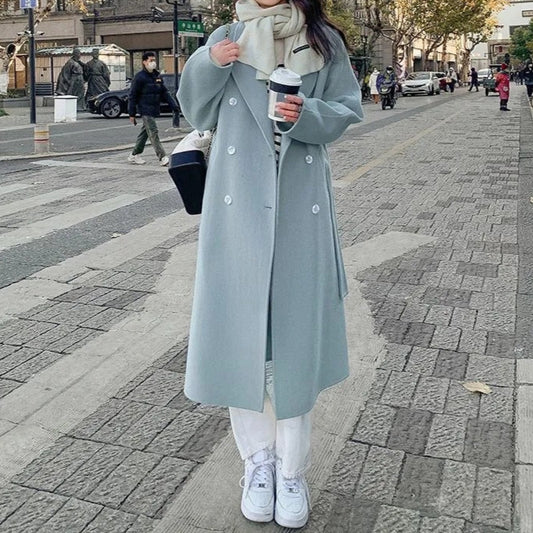 Le Manteau Élégance Lunéa – L’icône de votre hiver