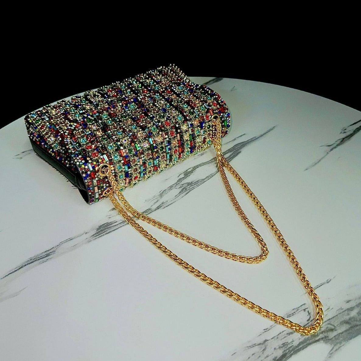 Sac à Main Lustré – Élégance et Brillance pour Toutes Vos Soirées